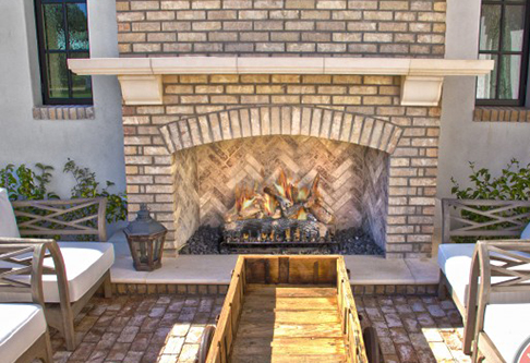 outdoor patio fireplace